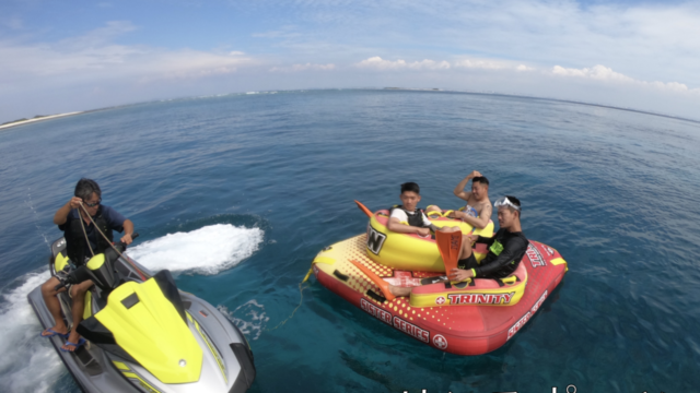 ジェットスキーも同時進行でお楽しみ頂けます。